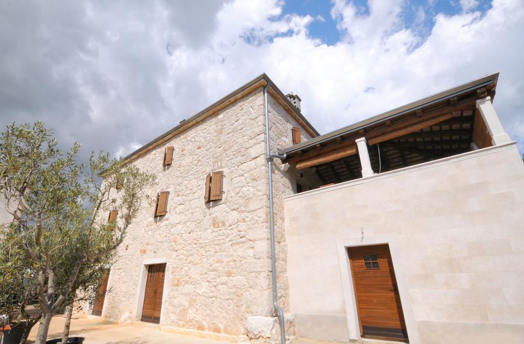 Bed & Breakfast Korta Gira Buici  ภายนอก รูปภาพ