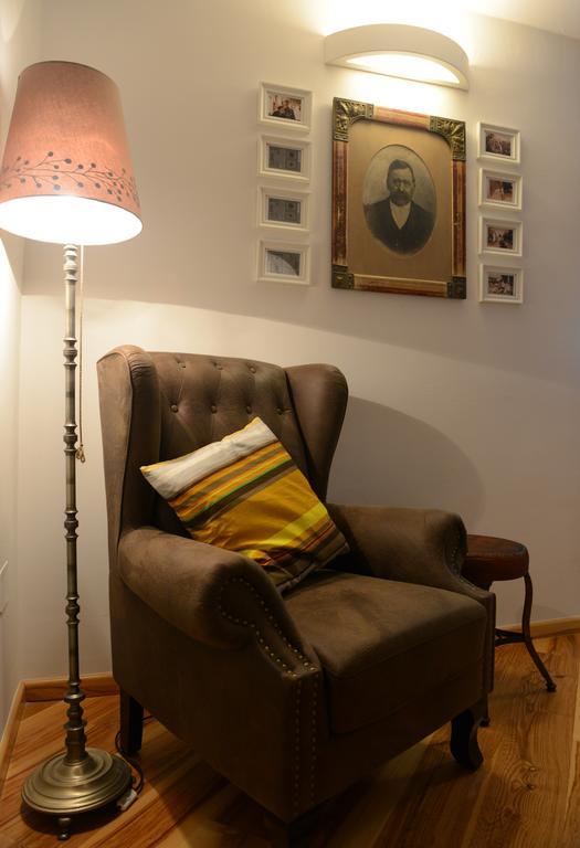 Bed & Breakfast Korta Gira Buici  ภายนอก รูปภาพ