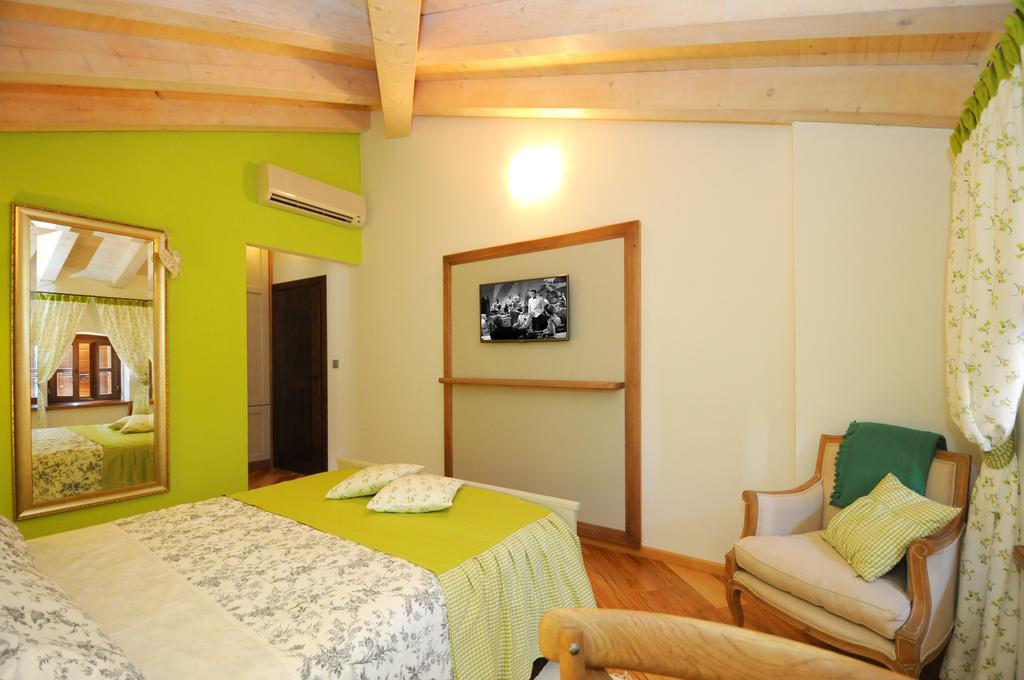 Bed & Breakfast Korta Gira Buici  ห้อง รูปภาพ