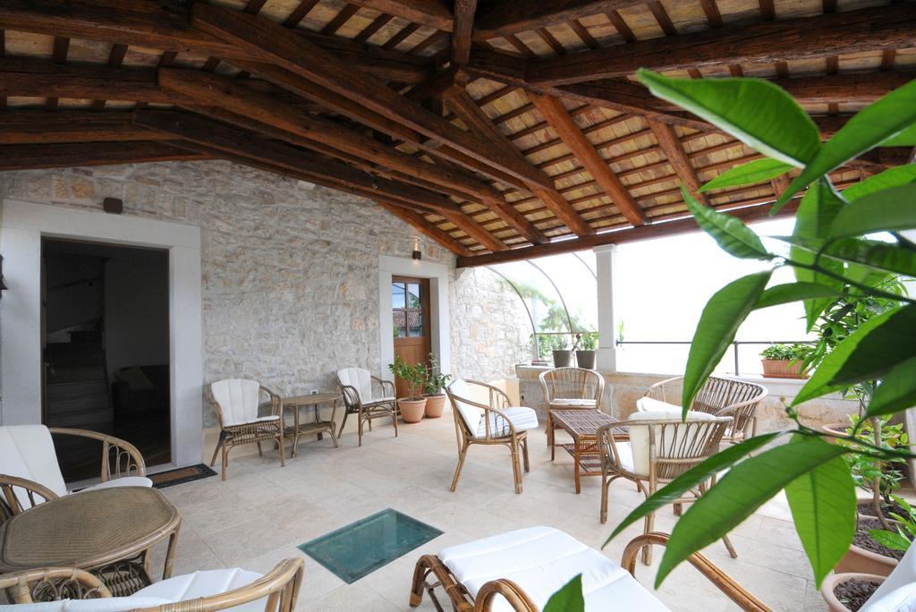 Bed & Breakfast Korta Gira Buici  ภายนอก รูปภาพ