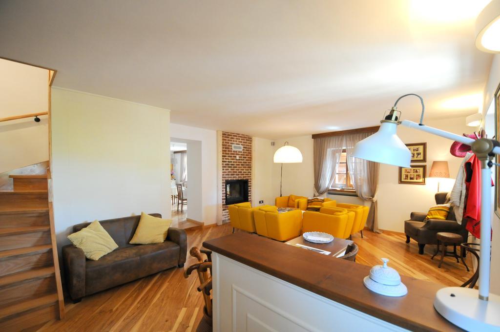 Bed & Breakfast Korta Gira Buici  ภายนอก รูปภาพ