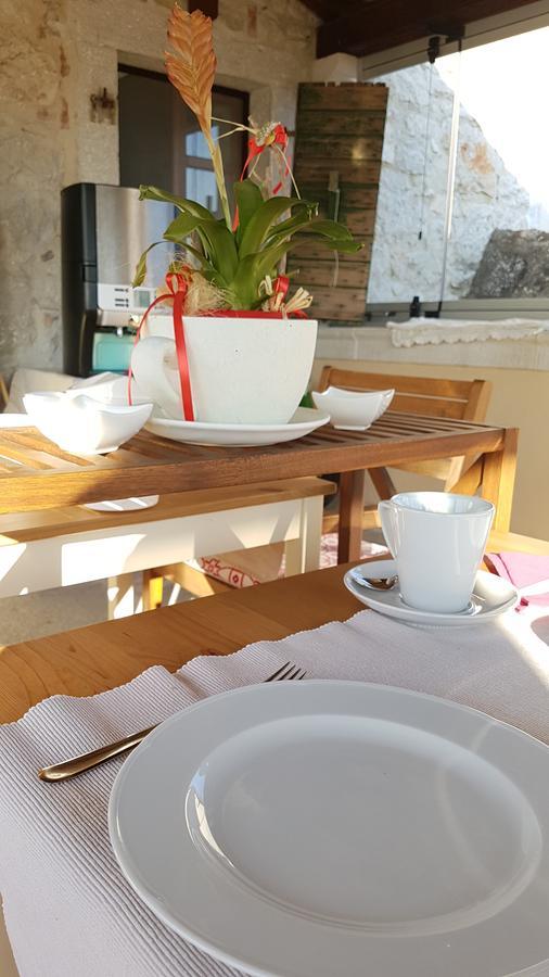 Bed & Breakfast Korta Gira Buici  ภายนอก รูปภาพ
